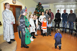 Рождественский утренник, выступление детей