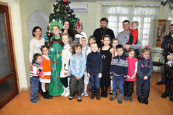 Рождественский утренник, выступление детей