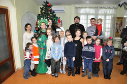 Рождественский утренник, выступление детей